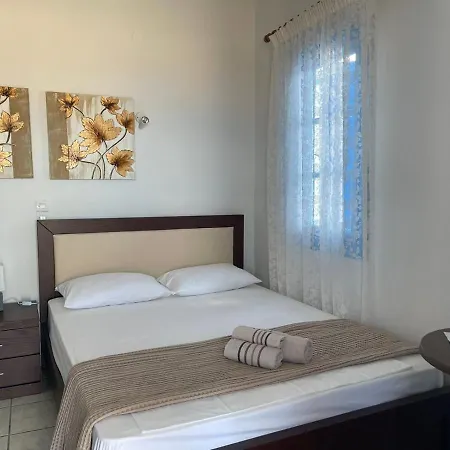 Mihaela Sifnos Φάρος